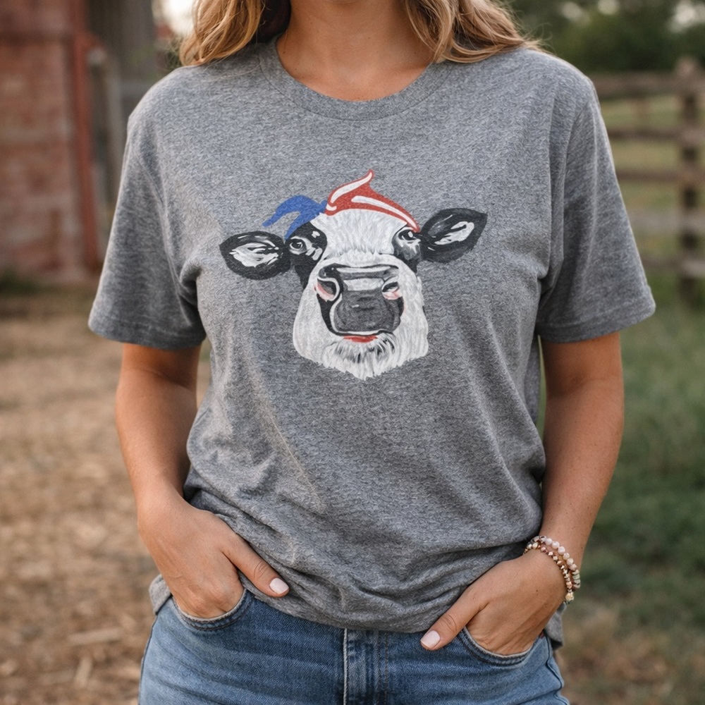 Delta Pro Weight Patriotic Cow Graphic Tee – Size Large